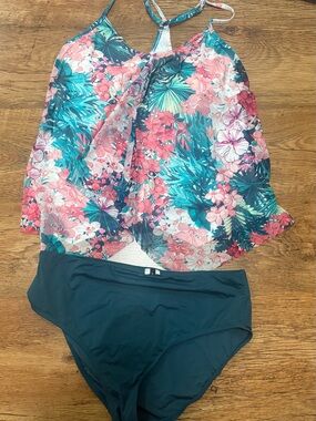 Beach housFloral Tankini Swim Set - Pink & Teal Floral Top with Dark Teal Bottom